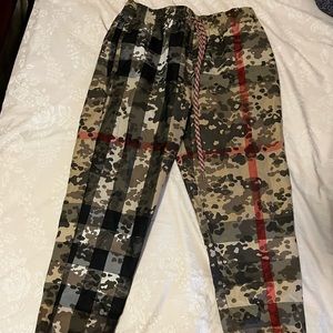 BURBERRY JOGGERS